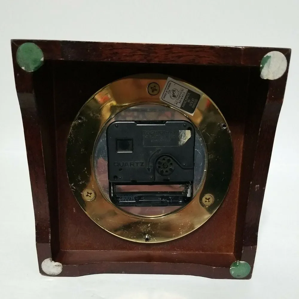John Poole - England -‎ Desk Clock  Wooden Box Tested